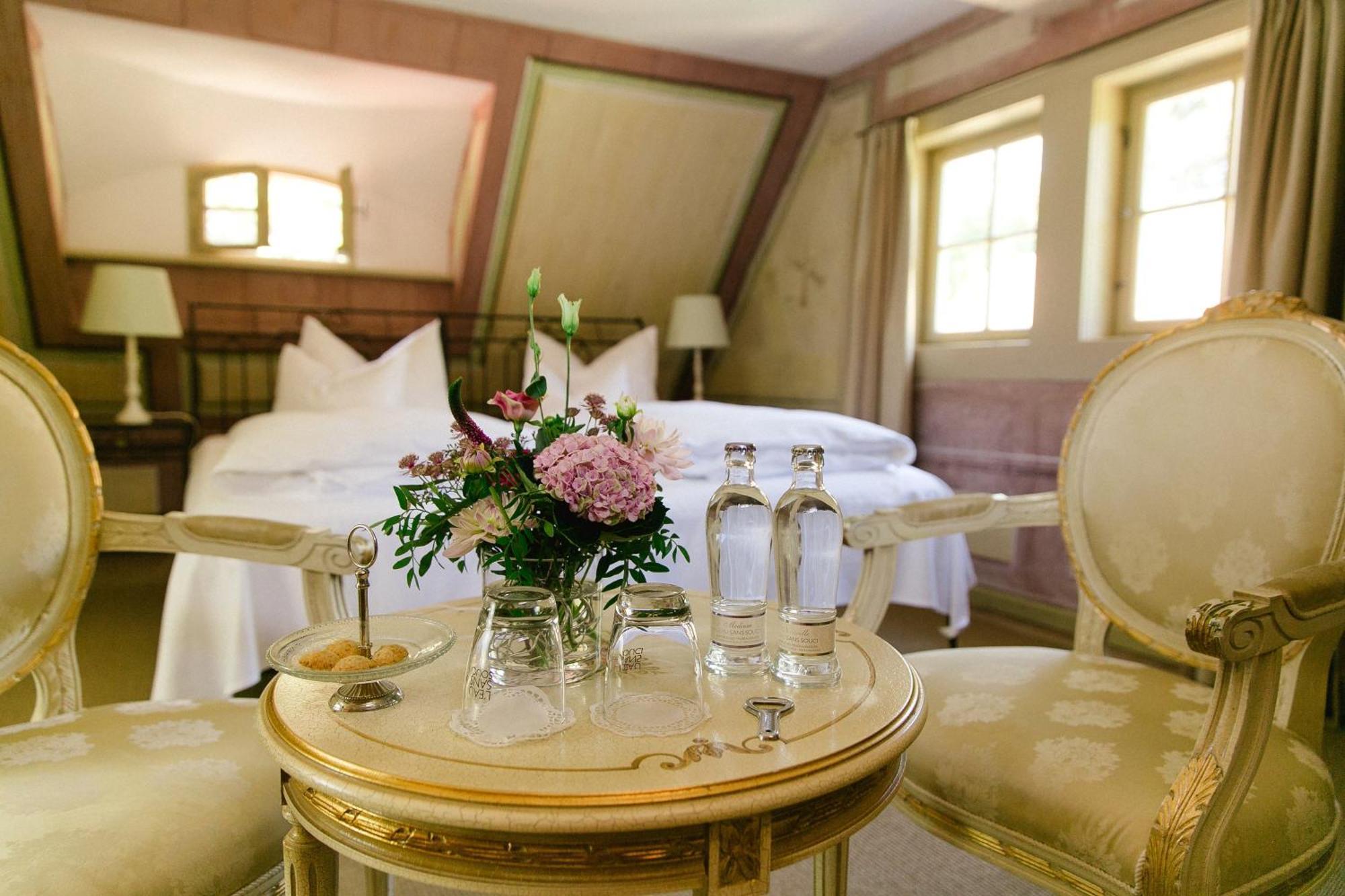 Hotel Villa Sorgenfrei & Restaurant Atelier Sanssouci Radebeul Buitenkant foto