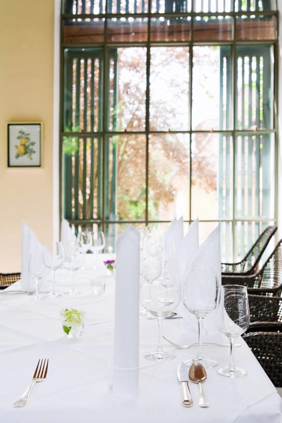 Hotel Villa Sorgenfrei & Restaurant Atelier Sanssouci Radebeul Buitenkant foto